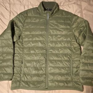Old Navy Men's Green Puffer Jacket